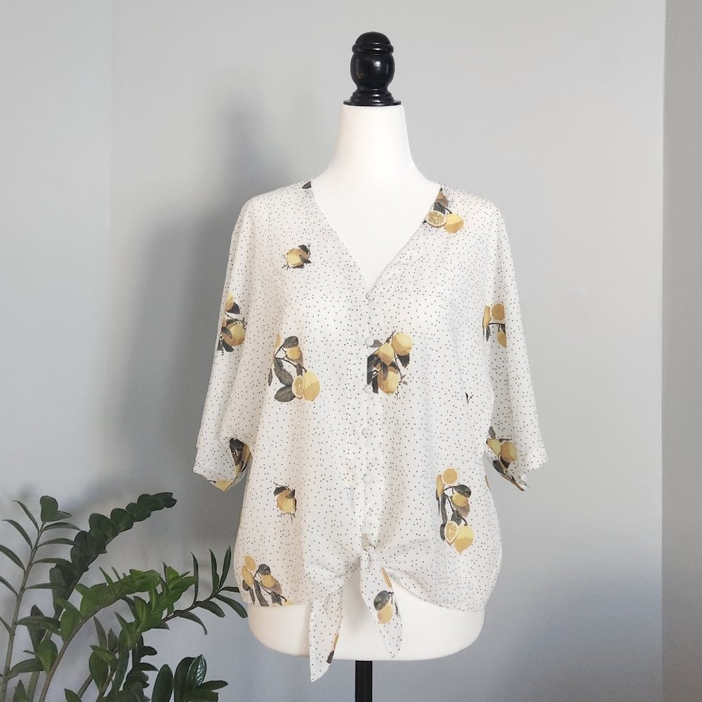 Jasmine & Juliana Lemon Print Blouse